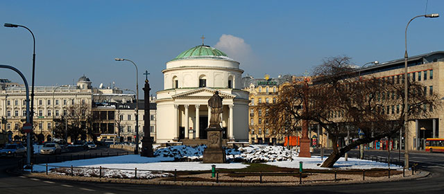 посмотреть Площадь Трех Крестов в Варшаве
