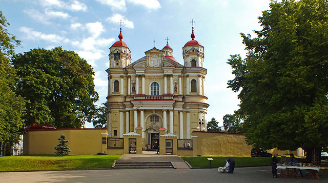 Костел святых Петра и Павла Вильнюс