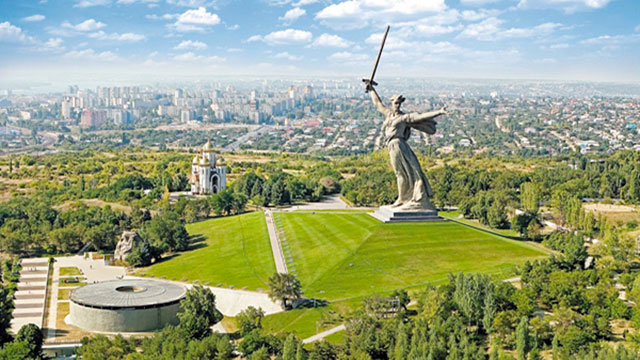 Памятник Мамаев курган в Волгограде
